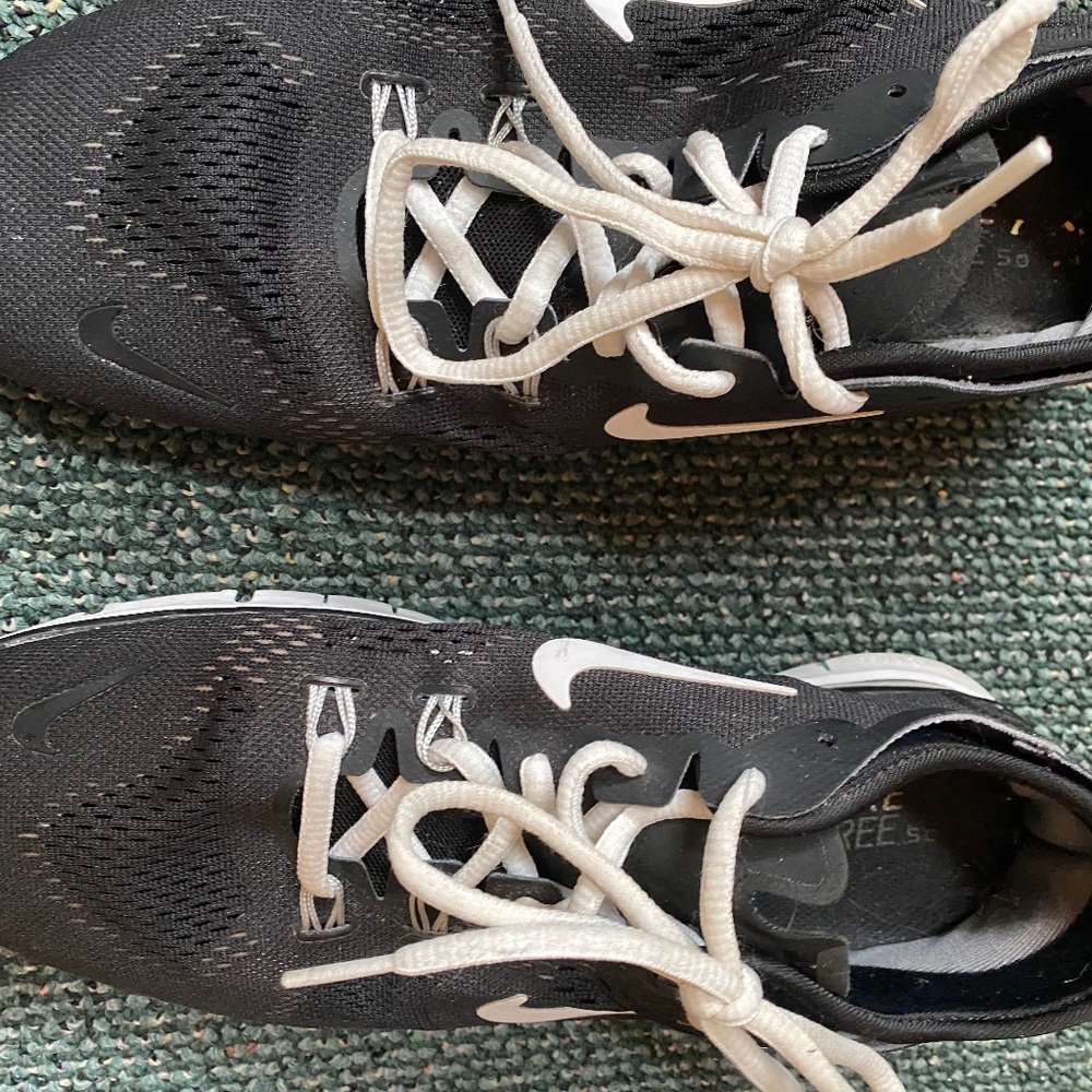 NIKE size 11